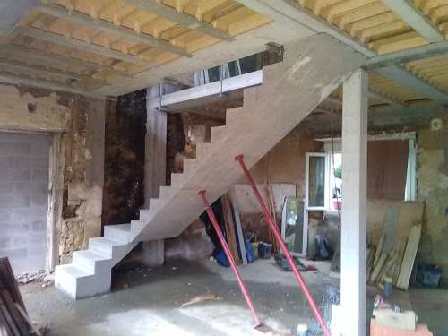Réalisation d'un escalier béton pour rénovation d'habitation